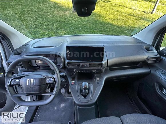 2024 MOD DOBLO 1.5 BLUEHDİ MAXİ YENİ KASA 25.000km BOYASIZ