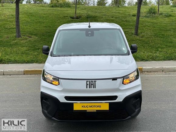 2024 MOD DOBLO 1.5 BLUEHDİ MAXİ YENİ KASA 25.000km BOYASIZ