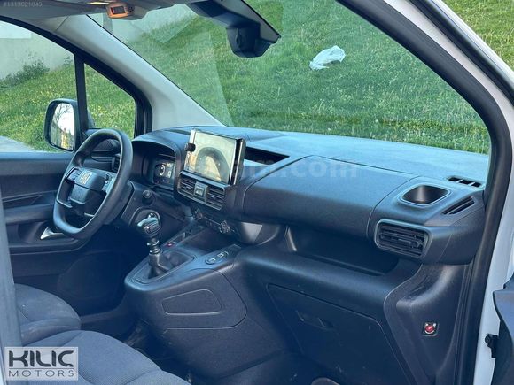 2024 MOD DOBLO 1.5 BLUEHDİ MAXİ YENİ KASA 25.000km BOYASIZ