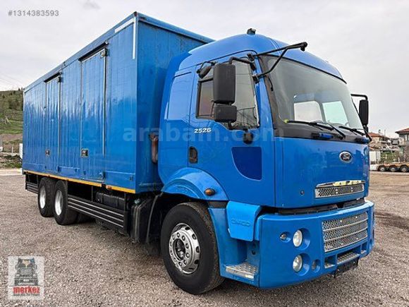 2011 MODEL FORD CARGO 2526 KAPALI KASA ŞASEDE VERİLİR