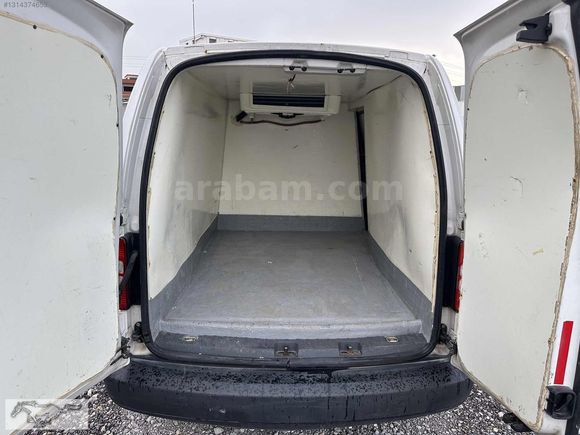 EGE AUTO// VOLKSWAGEN CADDY MAXI 1.6 TDİ FRİGOLU
