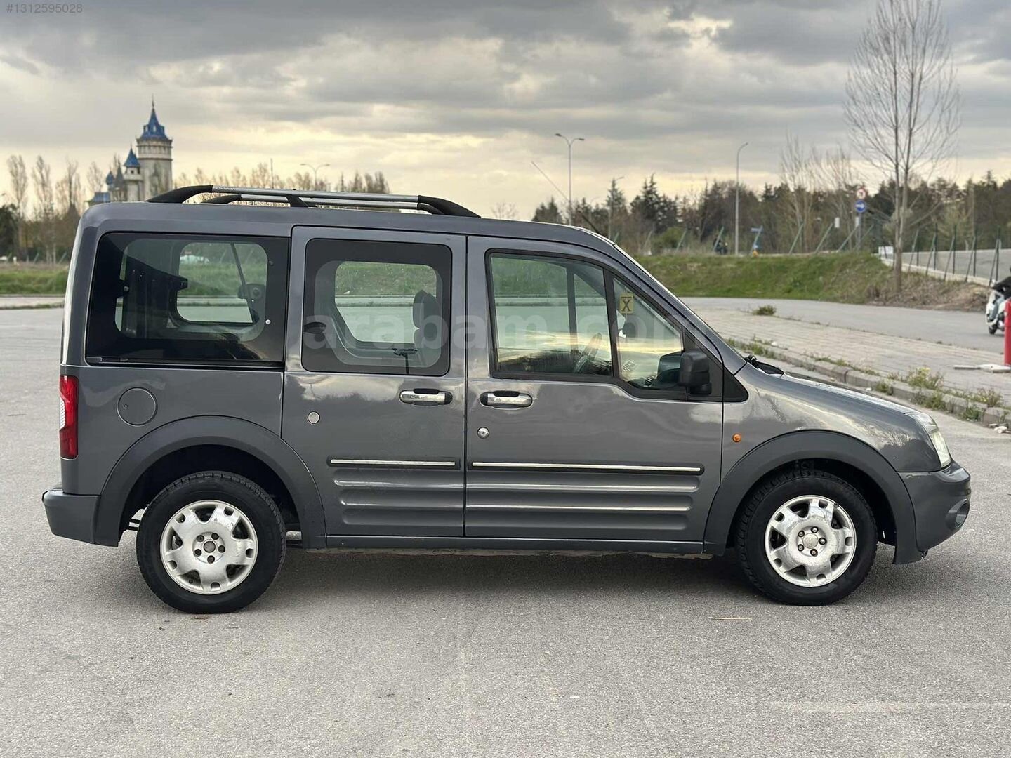 2008 FORDTOURNEO CONNECT 258.000KM 7