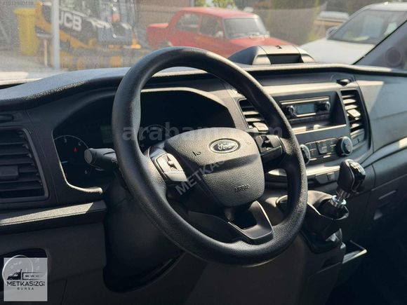 İZGİ OTOMOTİV'DEN 2024 MODEL 103 BİN KM'DE FORD TRANSİT 350 M