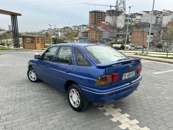 Sahibinden Ford Escort 1.6 Classic 1994 Model