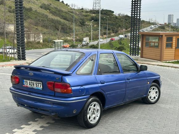 Sahibinden Ford Escort 1.6 Classic 1994 Model
