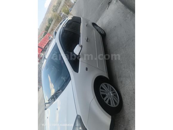 Sahibinden Ford C-Max 1.6 TDCi Ghia 2005 Model