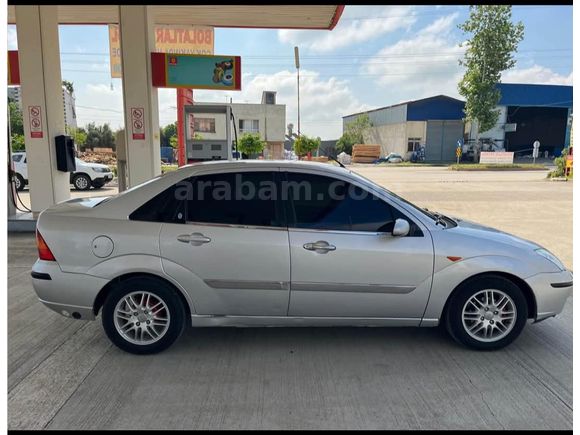 Sahibinden Ford Focus 1.6 Ghia 2004 Model