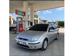 Sahibinden Ford Focus 1.6 Ghia 2004 Model