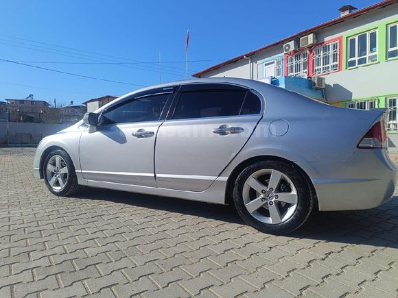 Sahibinden Honda Civic 1.6i VTEC  2011 Model