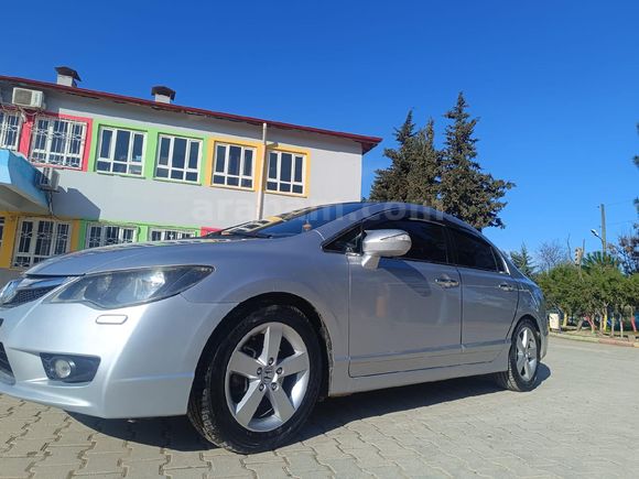 Sahibinden Honda Civic 1.6i VTEC  2011 Model
