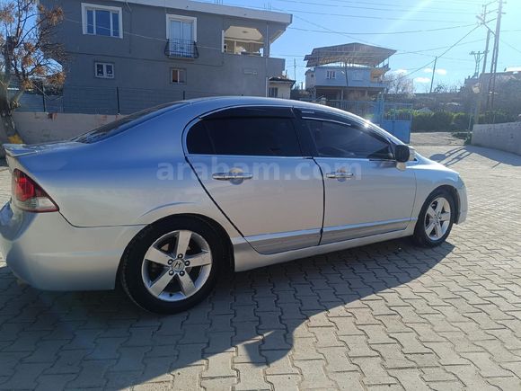 Sahibinden Honda Civic 1.6i VTEC  2011 Model