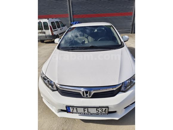 Sahibinden Honda Civic 1.6i VTEC Dream 2013 Model