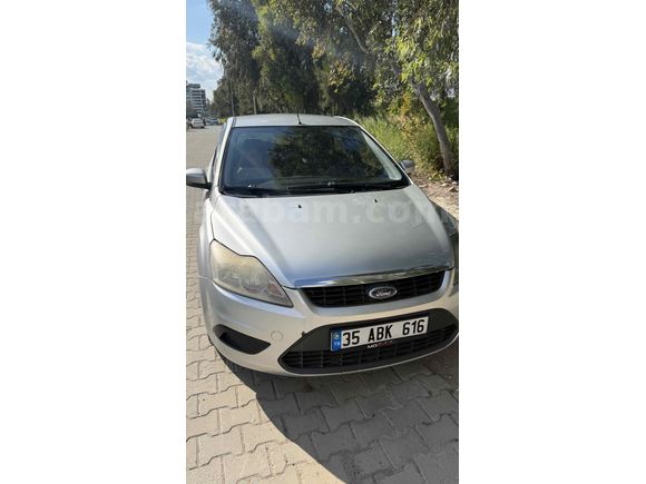 Sahibinden Ford Focus 1.6 TDCi Trend X 2010 Model  256.000 km Gri