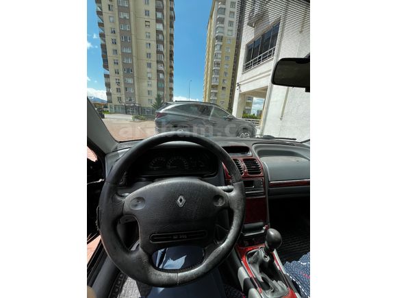 Sahibinden Renault Laguna 2.0 RXE 1998 Model
