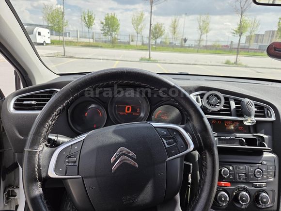DÜŞÜK KM BAKIMLI SAHİBİNDEN C4