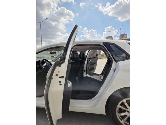DÜŞÜK KM BAKIMLI SAHİBİNDEN C4