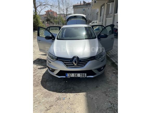 Sahibinden Renault Megane 1.5 dCi Touch Plus 2016 Model 