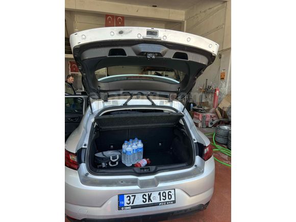 Sahibinden Renault Megane 1.5 dCi Touch Plus 2016 Model 