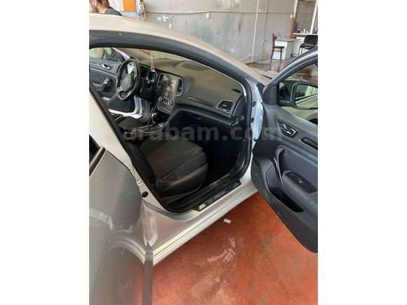 Sahibinden Renault Megane 1.5 dCi Touch Plus 2016 Model 