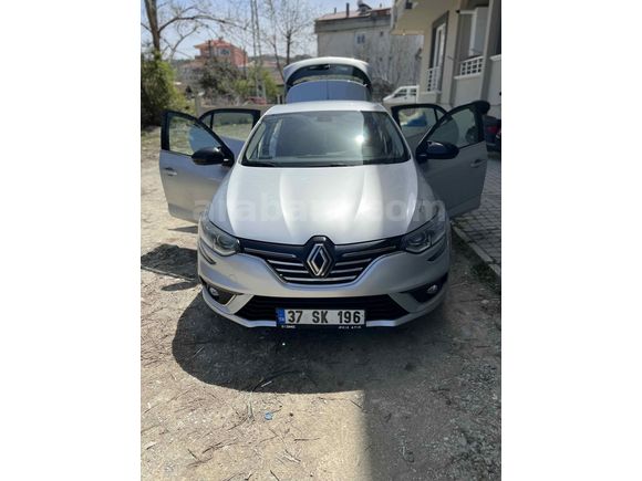 Sahibinden Renault Megane 1.5 dCi Touch Plus 2016 Model 