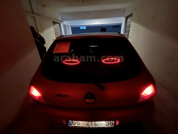 Sahibinden Ford Fiesta 1.4 Fun 2000 Model 