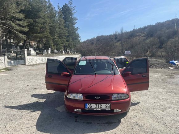 Sahibinden Ford Fiesta 1.4 Fun 2000 Model 