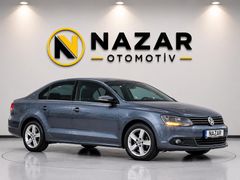 NAZAR'DAN 2012 Jetta 1.6 TDİ Comfortline DSG İçi Bej