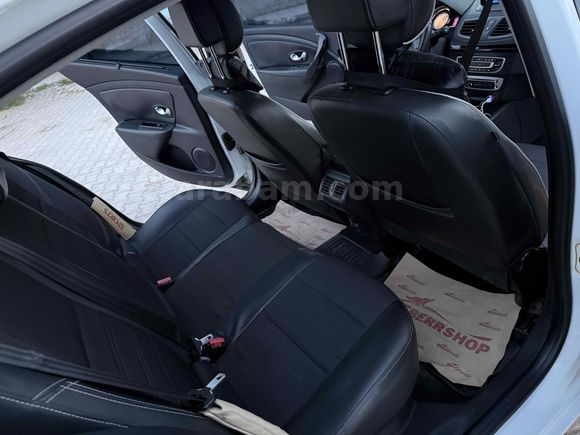 Fluence 1.5 dCi Icon  dosta  yarar