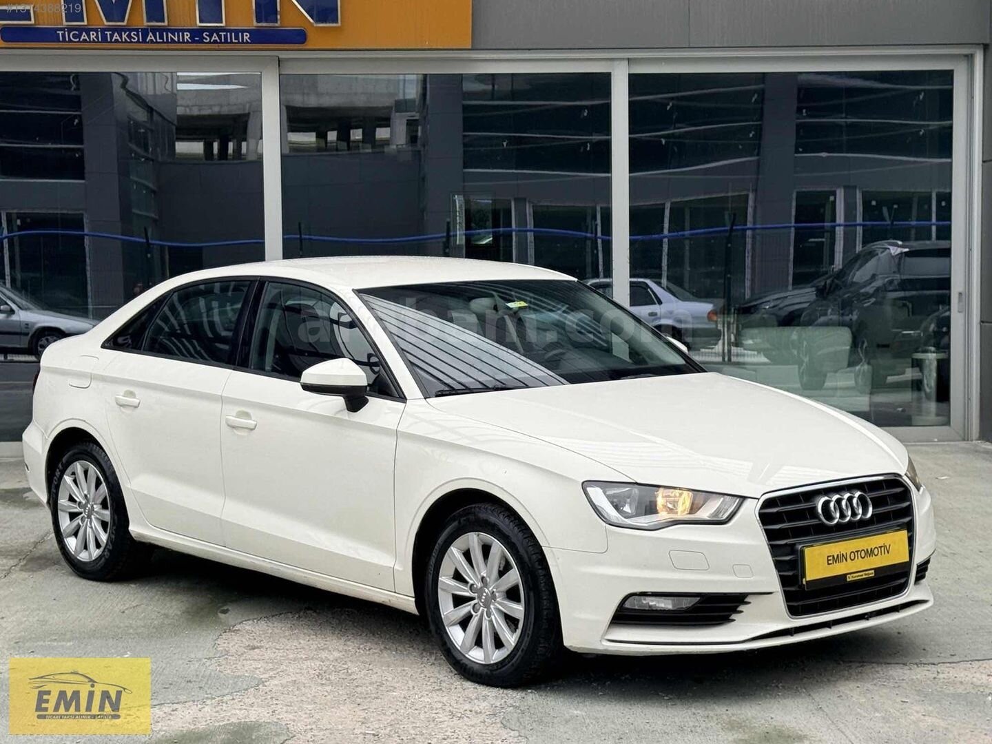 Galeriden Audi A3 Sedan 1.6 TDI Ambition 2014 Model Ankara 281.000 km Beyaz 4