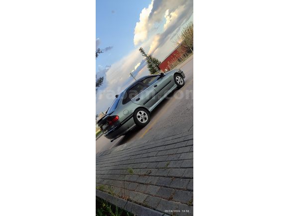 Sahibinden Renault Laguna 2.0 RXE 1998 Model