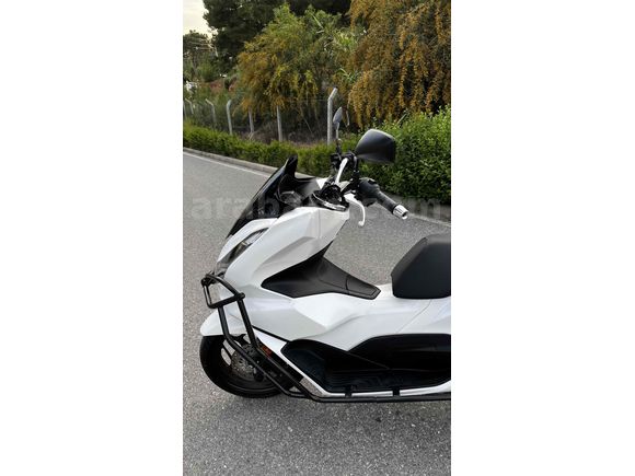 2023 PCX 8000 KM HATASIZ TEMİZ BAKIMLI
