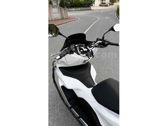 2023 PCX 8000 KM HATASIZ TEMİZ BAKIMLI