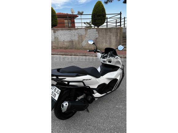 2023 PCX 8000 KM HATASIZ TEMİZ BAKIMLI