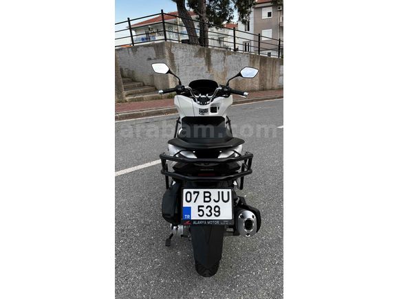 2023 PCX 8000 KM HATASIZ TEMİZ BAKIMLI