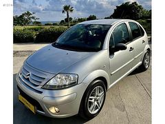 İLK SAHİBİNDEN BOYASIZ EMSALSİZ 1.6 HDİ 92 HP GÜNEŞ YANIKSIZ