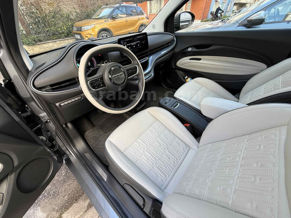 Fiat 500e–Hatasıza Yakın, Full Donanım!