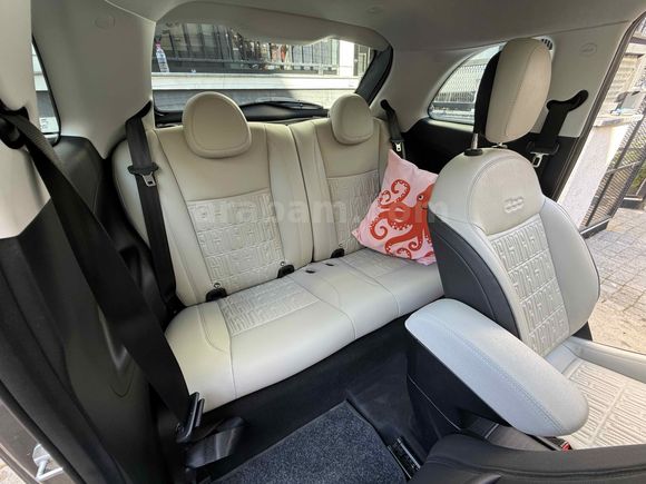 Fiat 500e–Hatasıza Yakın, Full Donanım!