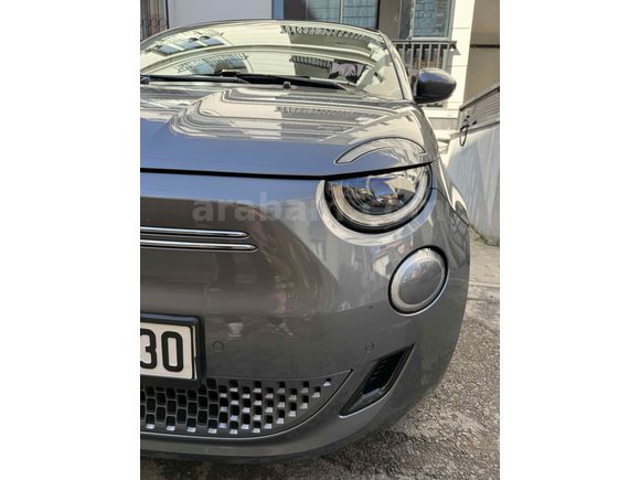 Fiat 500e–Hatasıza Yakın, Full Donanım!