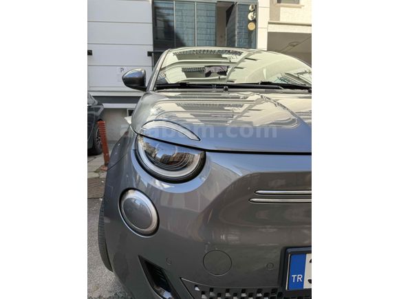 Fiat 500e–Hatasıza Yakın, Full Donanım!