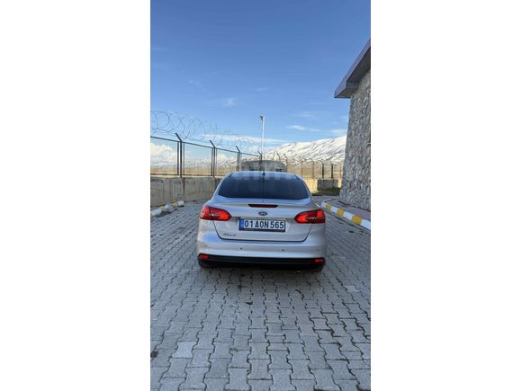 Sahibinden Ford Focus 1.6 Ti-VCT Trend X 2015 Model Hakkari