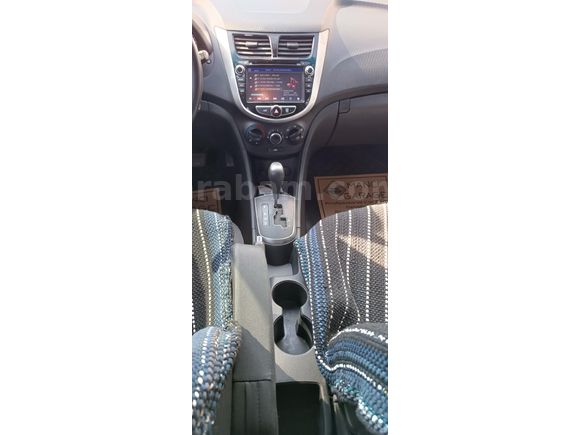 Sahibinden Hyundai Accent Blue 1.6 CRDI Mode Plus 2018 Model