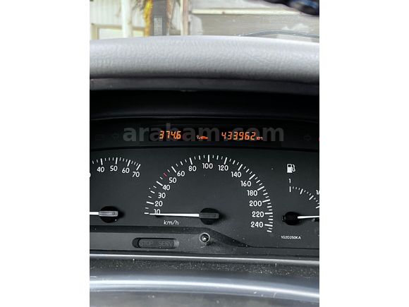 Sahibinden Renault Laguna 2.0 RXE 1999 Model