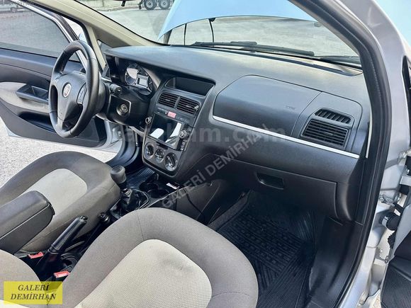 2011 MODEL 165 BİN KM DE 1,3 M. ACTİVE PLUS LİNEA