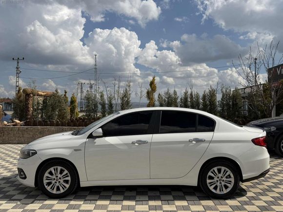 GRL MOTORS'TAN FİAT EGEA 1.3 MANUEL