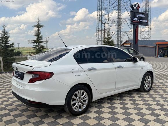 GRL MOTORS'TAN FİAT EGEA 1.3 MANUEL