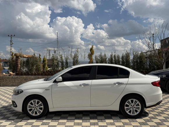 GRL MOTORS'TAN FİAT EGEA 1.3 MANUEL