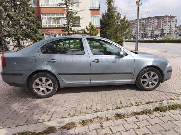 Sahibinden Skoda Octavia 1.6 Elegance fsi 2006 Model