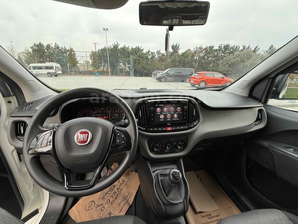 Sahibinden Fiat Doblo Combi 1.6 Multijet Safeline 2023 Model 
