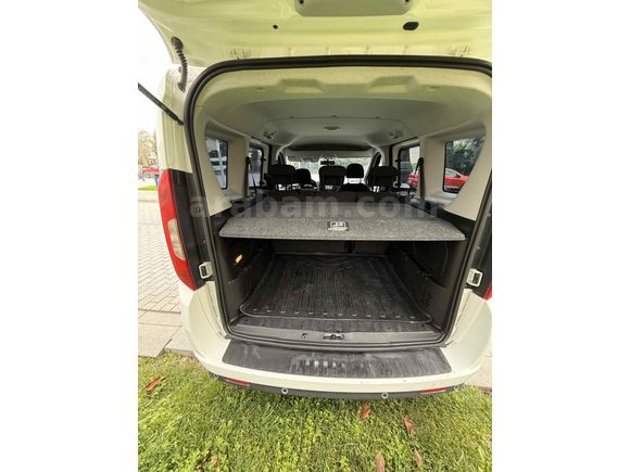 Sahibinden Fiat Doblo Combi 1.6 Multijet Safeline 2023 Model 