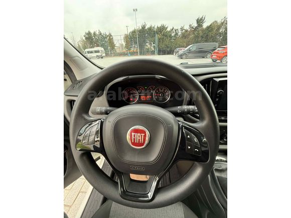 Sahibinden Fiat Doblo Combi 1.6 Multijet Safeline 2023 Model 